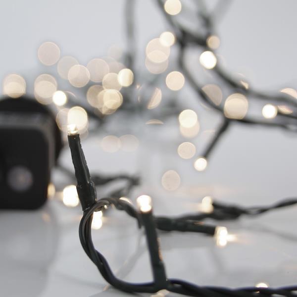 LÍNEA, 400 LED 3 mm, ADAPTADOR 31 V, 8 M/F Y MEMORIA, CABLE PVC VERDE, LED BLANCO SUAVE, POR 5 cm, CABLE CONDUCTOR 3 m, IP44