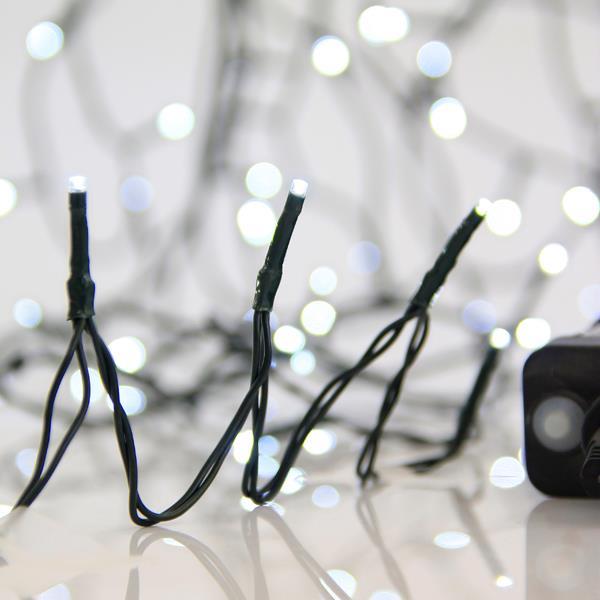 LÍNEA, 1500 LED 3 mm, ADAPTADOR 31 V, 8 M/F Y MEMORIA, CABLE PVC VERDE, LED BLANCO, POR 5 cm, CABLE CONDUCTOR 3 m, IP44