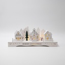 ESCENA DE MADERA CON CASAS, BLANCO, ILUMINADO, TEMPORIZADOR, A PILAS, 33X8X12.5CM