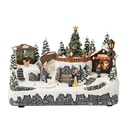 DECORADO NAVIDAD PUEBLO, CON ÁRBOL, CON MÚSICA Y MOVIMIENTO, A PILAS, 26X19X19CM