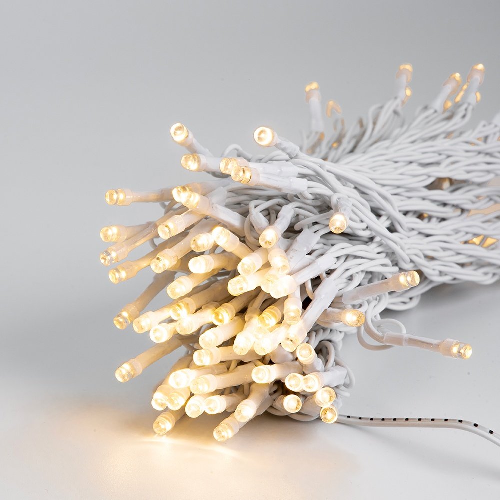 GUIRNALDA LINEAL, 700 LED 3MM, 31V ADAPTADOR, 8 M/H Y MEMORIA, BLANCO CABLE PVC, LED BLANCO CÁLIDO CADA 5CM, CABLE DE ALIMENTACIÓN 3M, IP44