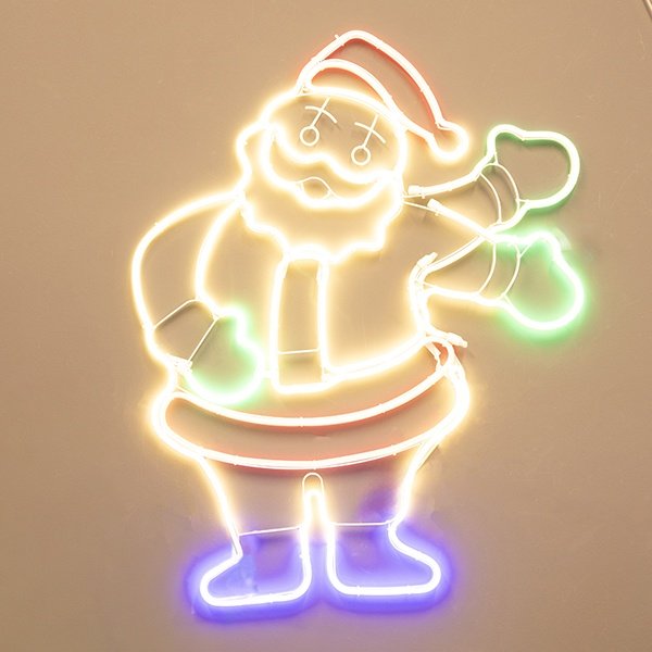 PAPÁ NOEL 56X69CM CON MOVIMIENTO, 6.2M NEON LED MANGUERA LUMINOSA, VERDE, ROJO, AZUL & CÁLIDO BLANCO, CABLE DE ALIMENTACIÓN 5M, IP44
